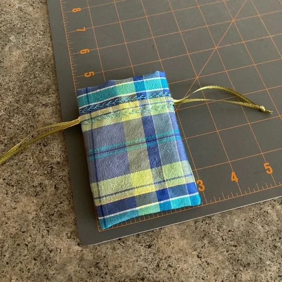 👛 Recycled Silk Ring Bag Mini Pouch, Handmade, NWOT - Picture 6 of 9